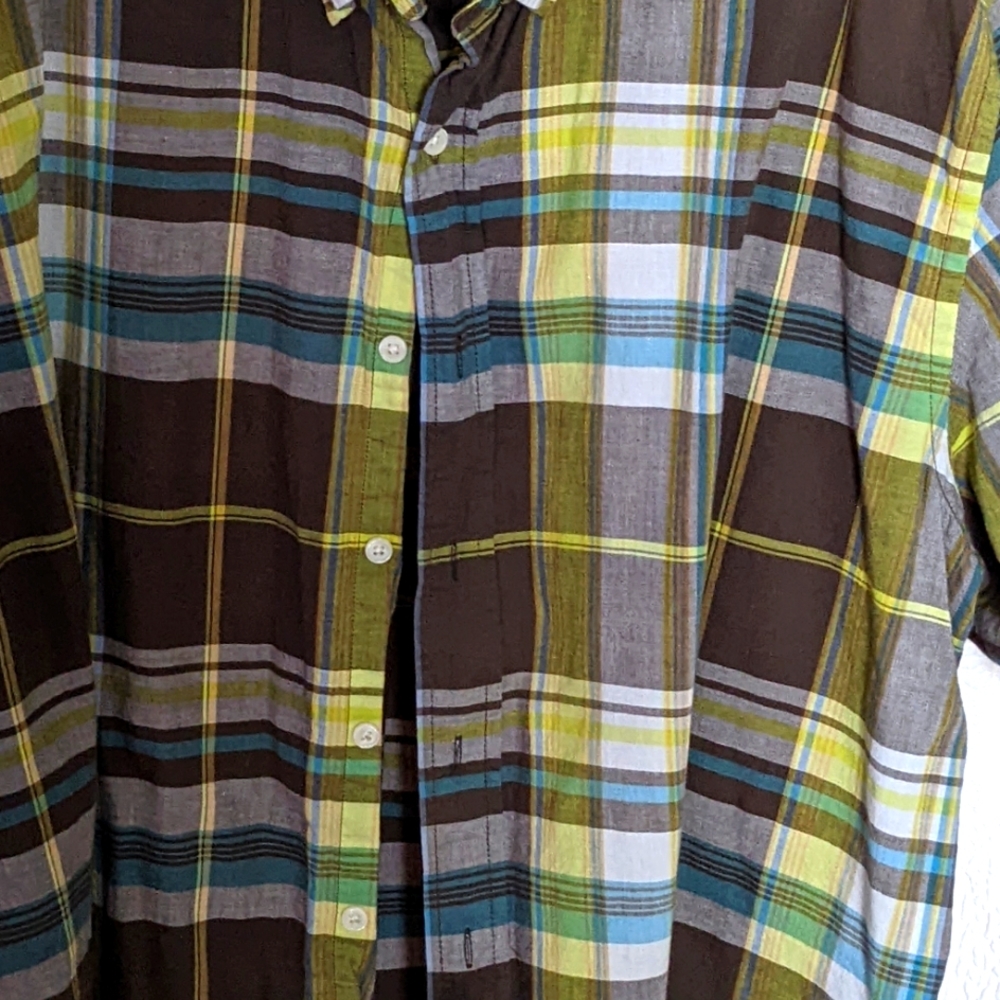 Men's button down shirt 😉5 for $25